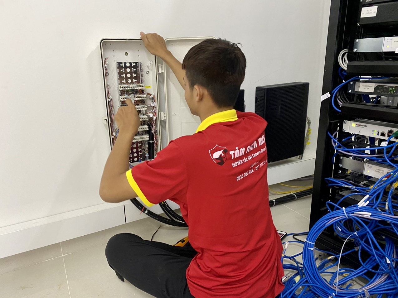 Dịch vụ lắp đặt - Công Ty TNHH TM DV Viễn Thông Tầm Nhìn Mới